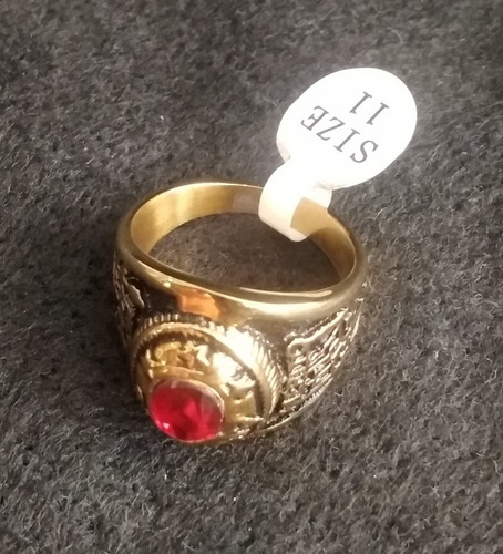 Anillo De Grado Abogado En Acero Dorado Talla 11 Nuevo.