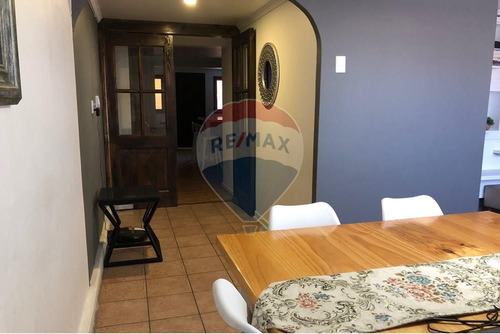 Casa Con Piscina, Quincho Y Cocina Renovada