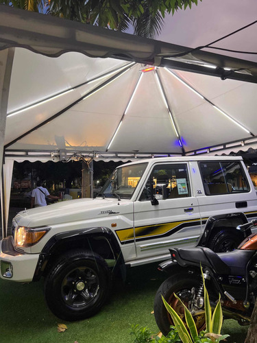 Imagen 11 de 13 de Toyota Land Cruiser Fj70 Machito 4.0