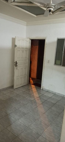 Imagem 2 de 18 de Casa Com 1 Dormitório, 32 M² - Venda Por R$ 140.000,00 Ou Aluguel Por R$ 1.350,00/mês - Ocian - Praia Grande/sp - Ca4933
