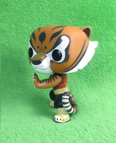 Funko Tigresa #251 De Kung Fu Panda (Usado)
