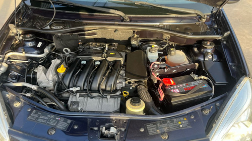 Renault Sandero 1.6 Luxe 105cv
