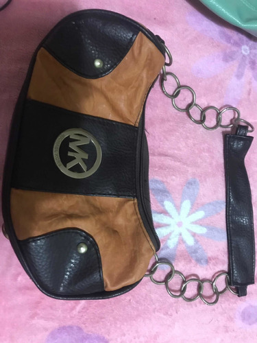 Hermosa Bolsa Michael Kors De Piel!