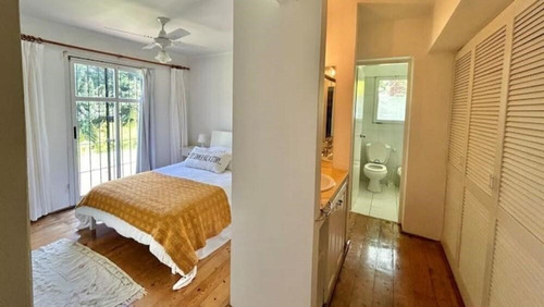 Venta Casa Carilo Pinamar Cinco Dormitorios Cinco Baños A 100 Mts De La Playa Parrilla Garage, Costa Atlántica, Buenos Aires