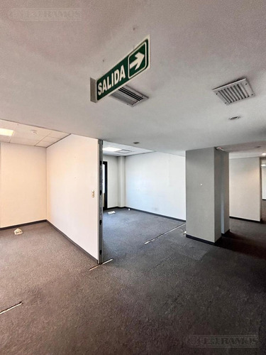 Oficina En Alquiler De 380 M2 En El Centro