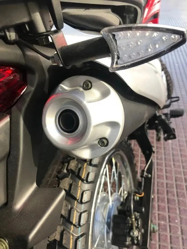 Imagen 13 de 25 de Patentadas Triax: 250 R3 $780.000 - 200 R3 $667.000 (150)