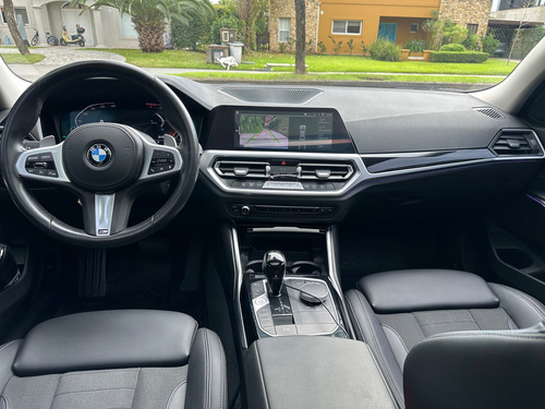 BMW Serie 3 3.0 330i Sedan Sport Line 252cv
