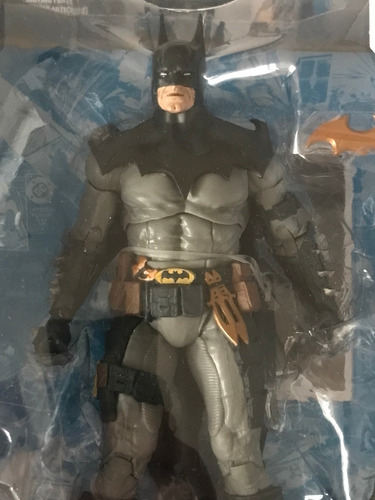 Batman Designed By Todd Mcfarlane Style Dc Multiverse 7 Pulg (Usado)