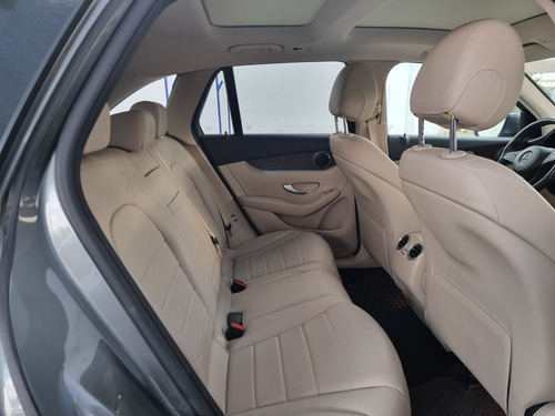 Imagen 13 de 15 de Mercedes-benz Clase Glc 2018 2.0 300 Off Road At