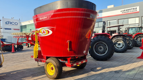 Carro Mezclador Forraje Ganadero, Revolvedora De 2ton Nueva