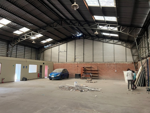 Bodega Caupolicán / Lautaro, A 1,8 Km Américo Vespucio