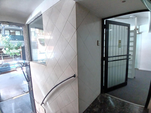 Oportunidad Piso / Oficina Con Cochera Apto Credito Y Vivienda