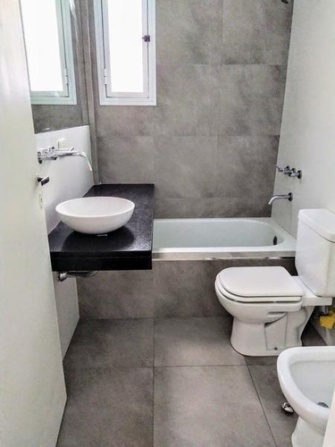 Ph En Planta Alta En Venta Zapiola 2385 A Nuevo!!
