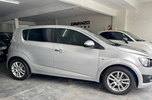 Imagen 13 de 23 de Chevrolet Sonic 2017 1.6 Ltz At Mx 5 P