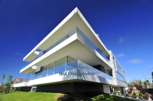 Imagen 6 de 21 de Venta - Apartamento En Carrasco A Metros Del Mar Cw165441
