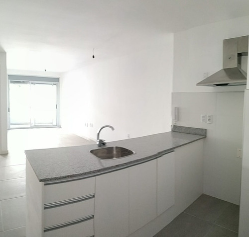 Imagen 4 de 10 de -apartamento 1 Dormitorio, Balcón, Centro Sur.