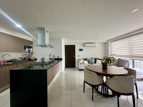 En Venta, Pent-house En Piso 15 Con Roof Top, Jacuzzi Y Asador Privados