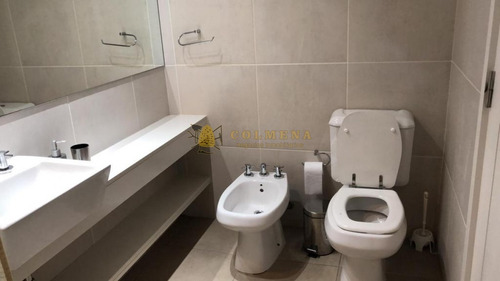 Apartamento En Brava, 1 Dormitorio Alquiler Anual- Ref: 4108