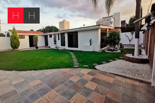 Casa En Venta En Zavaleta Y Camino Real