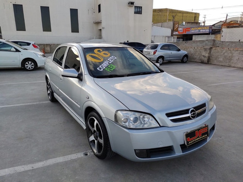 Imagem 2 de 6 de Chevrolet Astra Elegance 2.0
