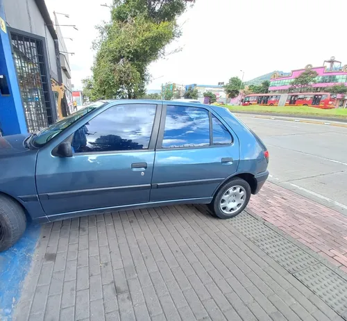 Peugeot 306 1.8 Xr 5 p