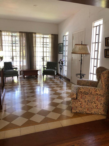 Casa En Domingo Repetto De Libertador Al Río