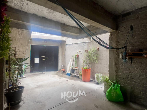 Casa En Alfredo Del Mazo, Ecatepec De Morelos Con 2 Recámaras, 225 M², Id: 149144