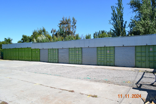 Bodegas De 5, 8 Y 30 M2.