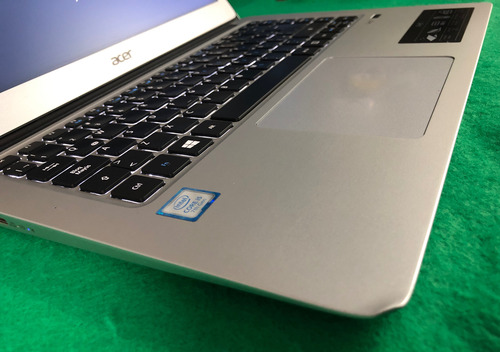 Laptop Acer Swift Sf314 51 Core I5 Ram 8gb Ssd 240gb Win 11 Gris (Usado)
