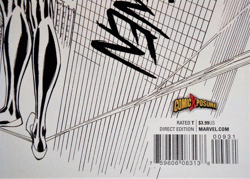 Spider- Gwen #09- Variante Black & White -por Scott Campbell (Usado)