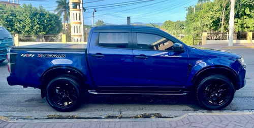 Izuzu Dmax 2023 Con Garantía De La Casa Y Seguro Full