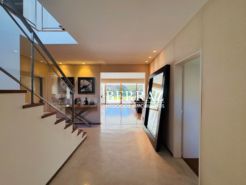 Casa Venta 5 Dormitorios Ayres Del Pilar Lote De 1037 M2 Pilar