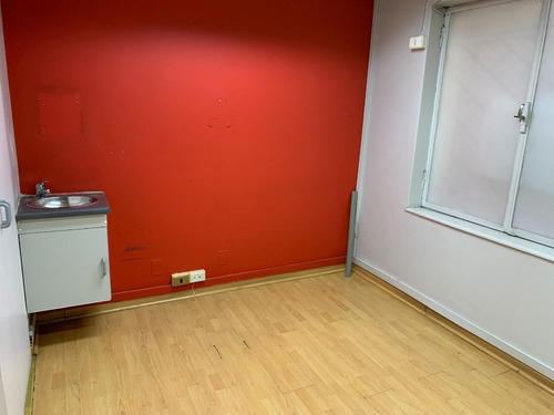 Oficina Local En Primer Piso Ex-dermamed