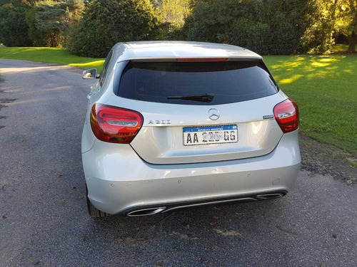 Mercedes Benz A 200 Blue Efficiency 2016 Automático