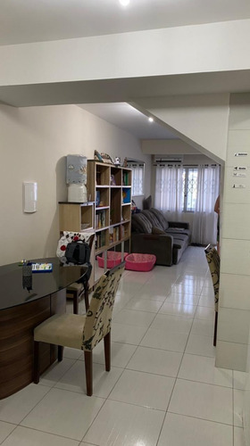 Imagem 5 de 11 de Sobrado 106 M2 - Areias, Camboriu / Sc
