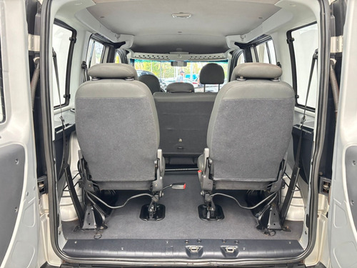 Fiat Doblo 1.8 MPI ESSENCE 7L 16V FLEX 4P MANUAL