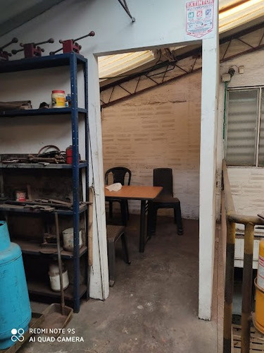 Imagen 6 de 28 de Bodegas En Venta Venecia 152-2935