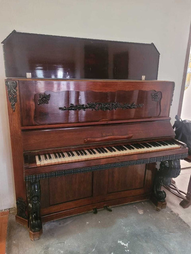 Piano Antiguo Estética De 9.5 