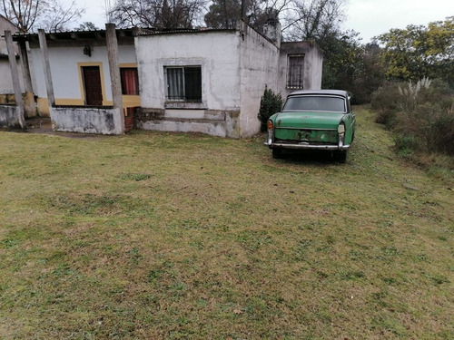 Imagen 2 de 11 de Casa Neptunia Sur A Reciclar A 3 Cuadras Del Arroyo