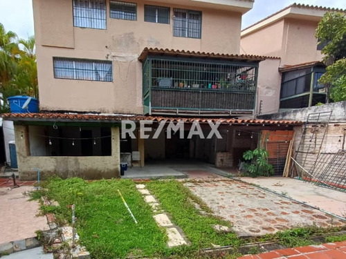 Imagen 1 de 12 de Townhouse En Venta En La Bonita
