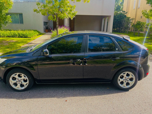 Ford Focus 2 2.0 Ghia At
