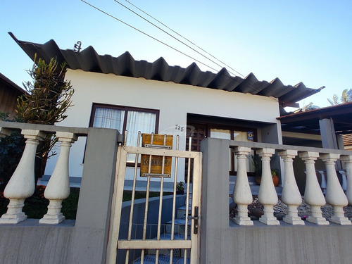 Imagem 7 de 15 de Imóvel Residencial Comercial -com 150m² Anexo Um Galpão De Aproximadamente 250m² Com Dois Pavimentos, Com Instalação Elétrica E Hidráulica Adequadas Para Indústria Têxtil Ou Qualquer Outro Tipo De