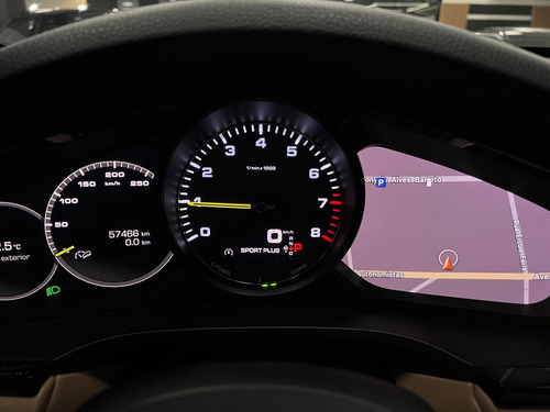 Porsche Cayenne E-Hybrid 3.0 V6 462cv