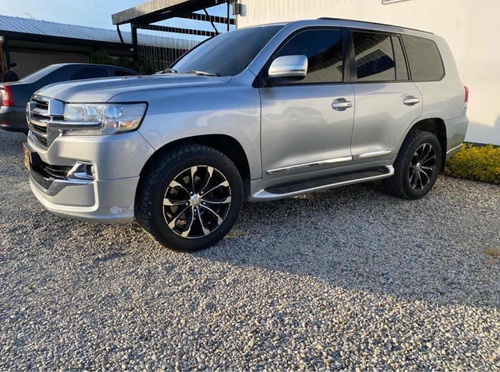 Toyota Land Cruiser 4.5 Elite Lc200