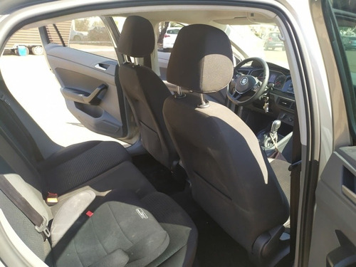 Imagem 11 de 12 de Volkswagen Virtus 2018 1.0 Comfortline 200 Tsi Aut. 4p