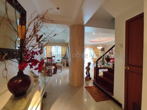 Apartamento Duplex Amoblado En Venta Urb La Soledad 25-16066 Gjg