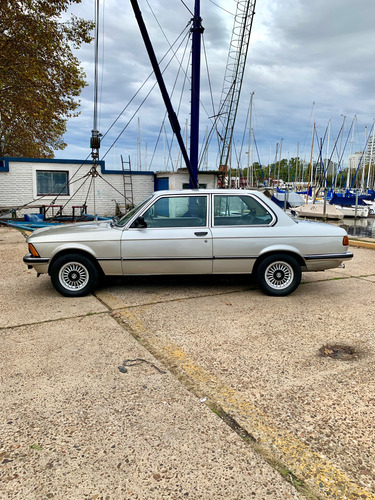 Bmw 323i