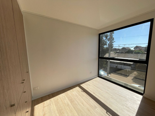 Gran Casa Nueva, 3 Pisos, Sector Los Romeros Concon