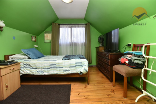 Se Vende Casa, 6 Dormitorios 2 Baños, Comuna San Ramón.
