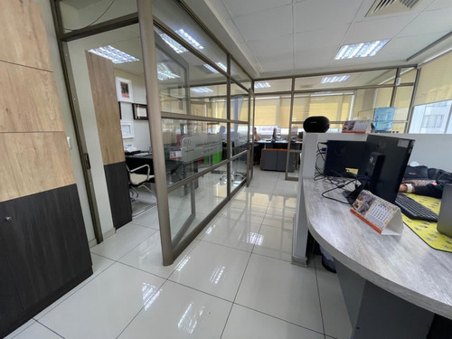 Excelente Ubicación, Ed. Torre Empresarial
